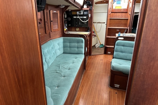 SUNYATA 42ft Sabre Yacht For Sale