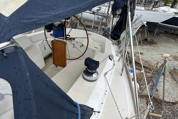 SUNYATA 43ft Sabre Yacht For Sale