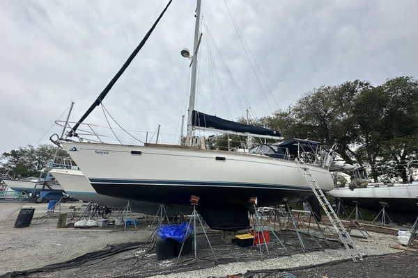 SUNYATA 42ft Sabre Yacht For Sale