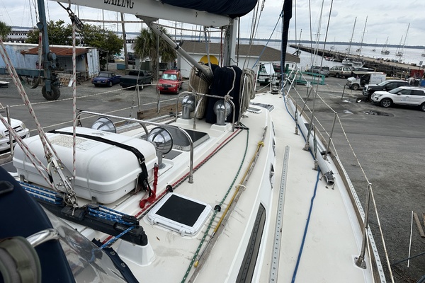 SUNYATA 43ft Sabre Yacht For Sale