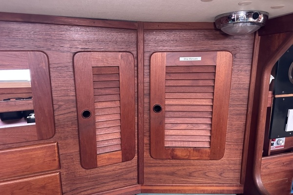 SUNYATA 42ft Sabre Yacht For Sale