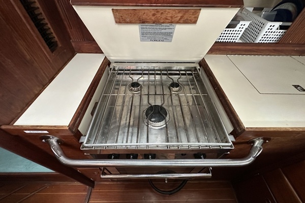 SUNYATA 42ft Sabre Yacht For Sale