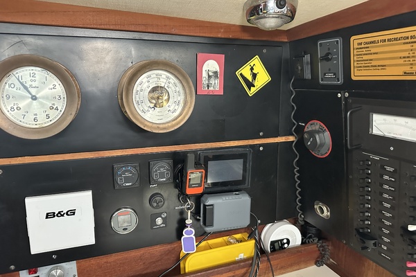 SUNYATA 43ft Sabre Yacht For Sale