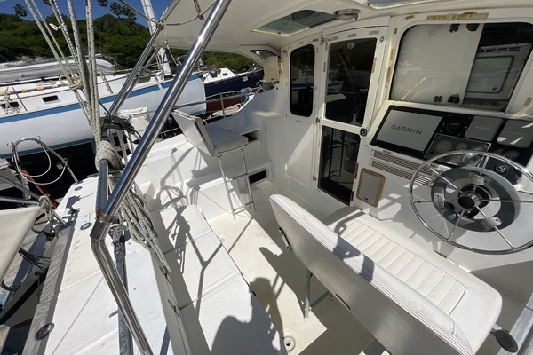 Luffin Life 34ft Gemini Yacht For Sale