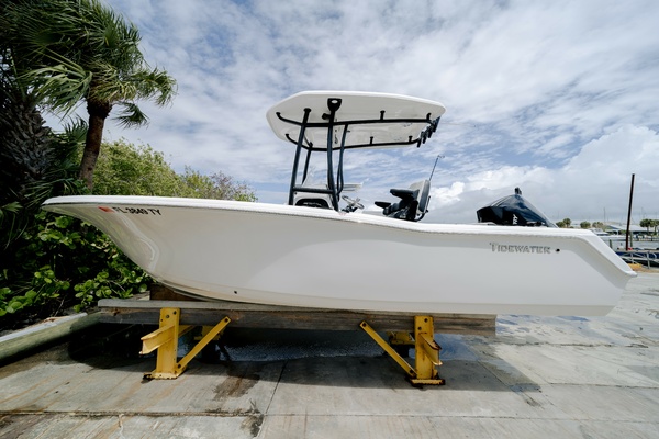 2024 Tidewater 220cc Adventure