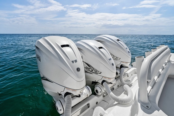 2020 Jupiter 43 SF MENACE Engines