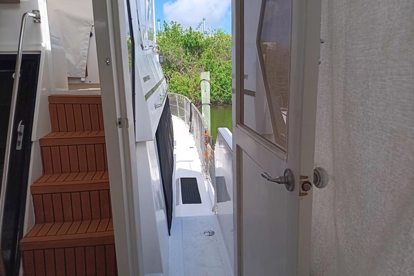 Sea Rash Inn 50ft Novatec Yacht For Sale