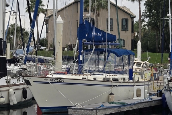 Awilda 42ft Endeavour Yacht For Sale