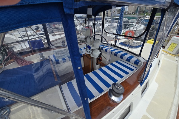 Awilda 42ft Endeavour Yacht For Sale