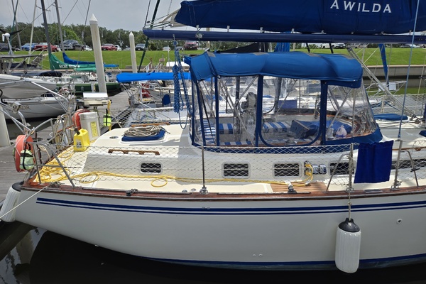 Awilda 42ft Endeavour Yacht For Sale