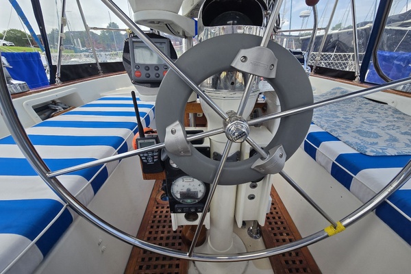 Awilda 42ft Endeavour Yacht For Sale