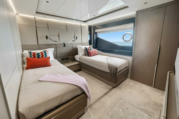 2024 Sunseeker 100