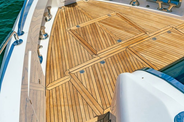 PURA VIDA 100ft Sunseeker Yacht For Sale