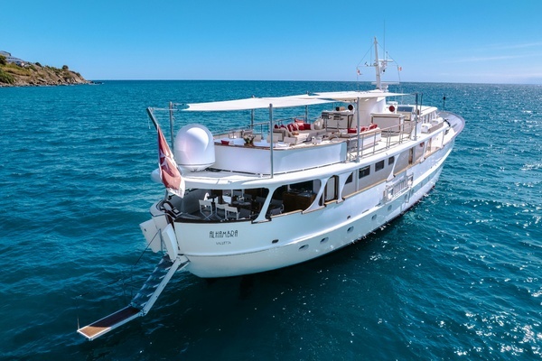 Photo of the 1970 Feadship Custom "ALHAMBRA"