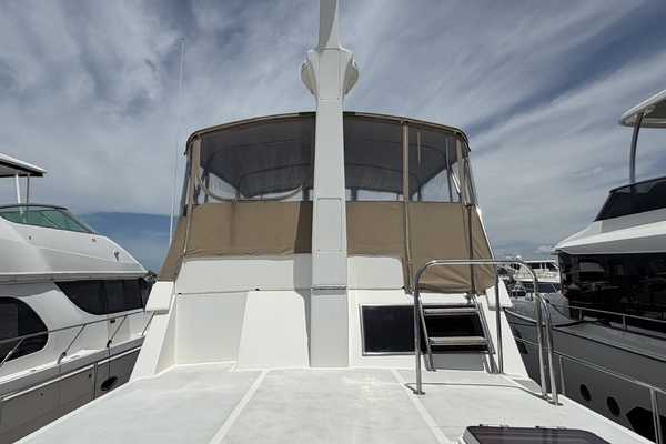 2006 Ocean Alexander 48