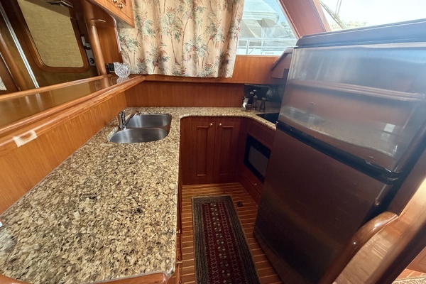 2006 Ocean Alexander 48