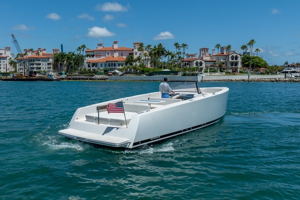 40ft VanDutch Yacht For Sale
