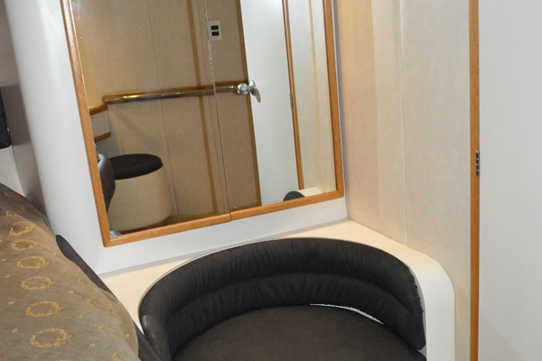 The Job Site 50ft Sea Ray Yacht For Sale
