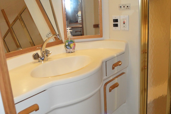 The Job Site 50ft Sea Ray Yacht For Sale