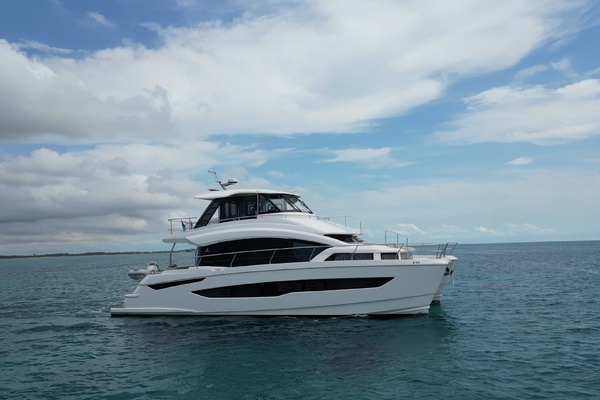 2025 AQUILA 54 YACHT
