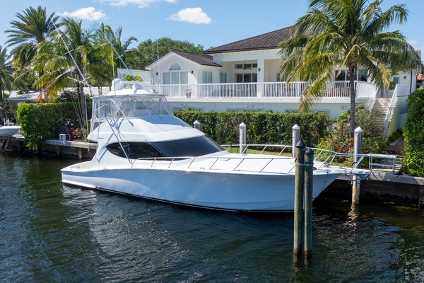 OHANA 54ft Hatteras Yacht For Sale