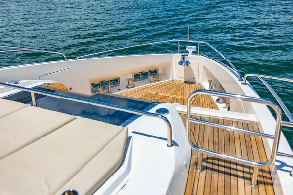 2024 Sunseeker 100