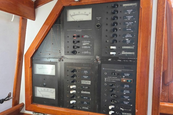 Song 40ft Bristol Yacht For Sale
