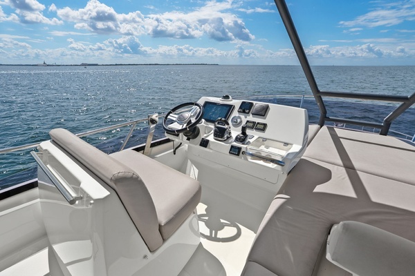 Galati Yacht Sales Trade 46ft Prestige Yacht For Sale