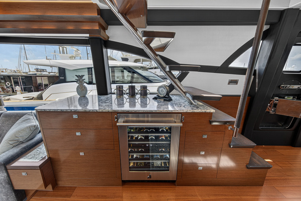 70ft Ocean Alexander Yacht For Sale