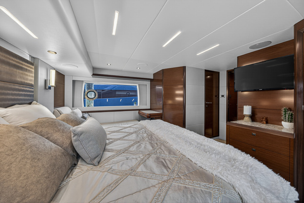 70ft Ocean Alexander Yacht For Sale