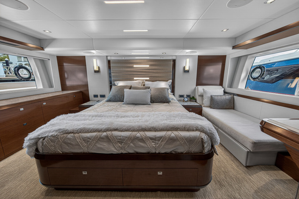 70ft Ocean Alexander Yacht For Sale