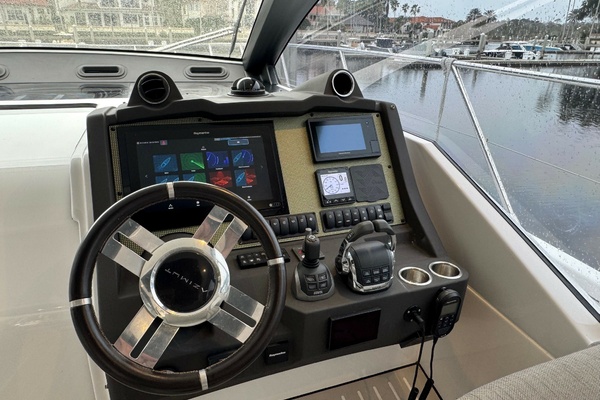 53ft Azimut Yacht For Sale