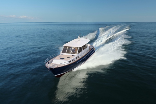 58ft Hunt Yachts Yacht For Sale