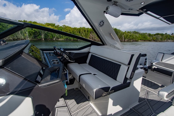 Sweet Caroline 38ft Monterey Yacht For Sale