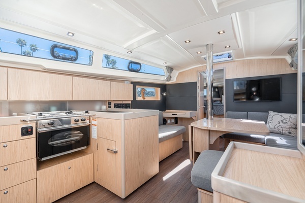Beneteau Oceanis 41.1 Yacht For Sale