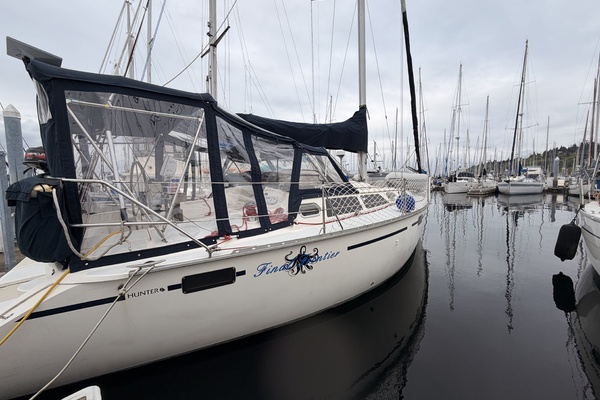 1990 Hunter 37.5