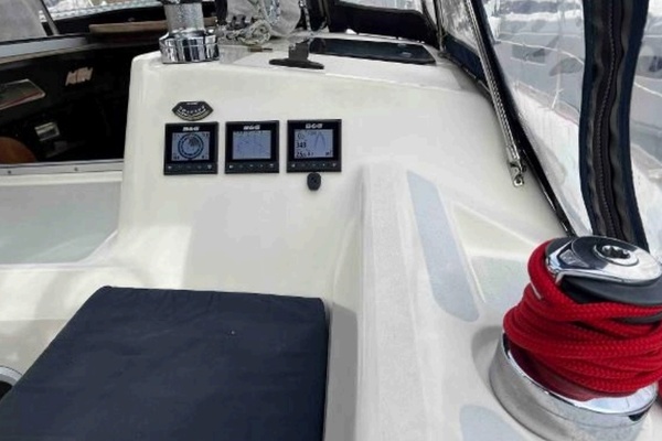 3 B&G Triton 2 displays
