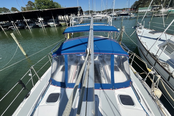 Kalena 37ft Hunter Yacht For Sale