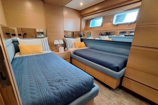 86ft Cerri Cantieri Navali Yacht For Sale