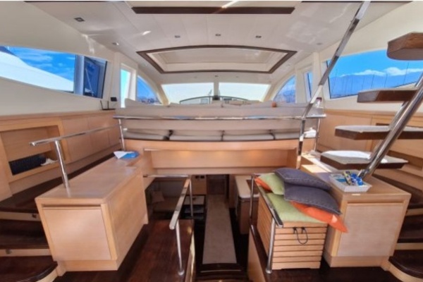 86ft Cerri Cantieri Navali Yacht For Sale