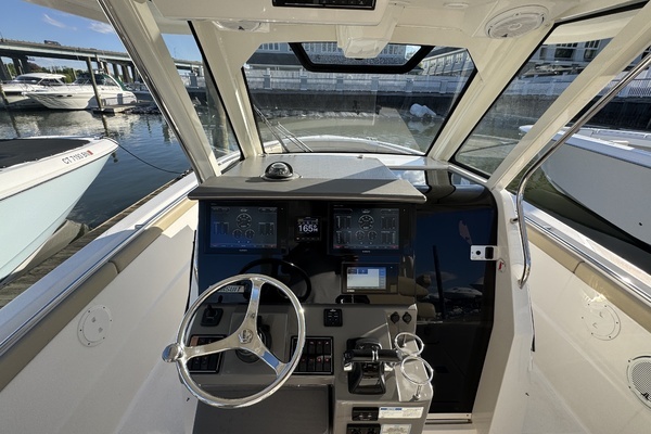 Pursuit S 328 Sport Yacht For Sale