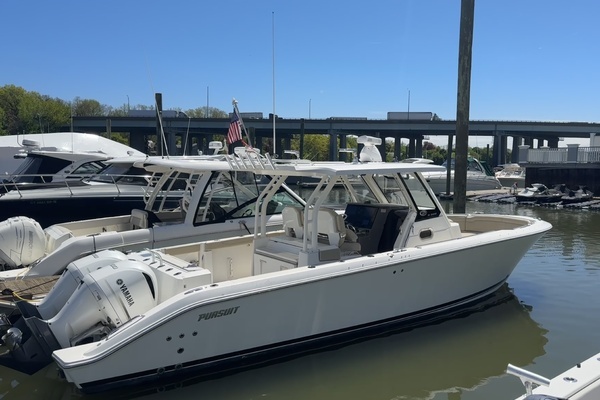 32-ft-Pursuit-2019-S 328 Sport- Greenwich Connecticut United States  yacht for sale