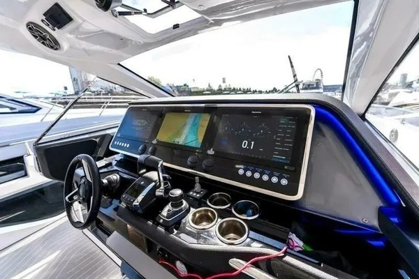 2023 Azimut 48