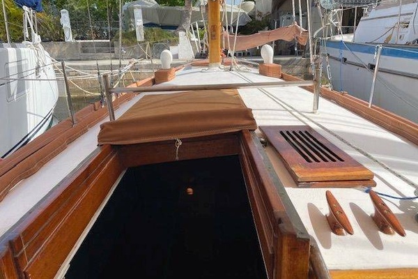 36ft Alden Yacht For Sale