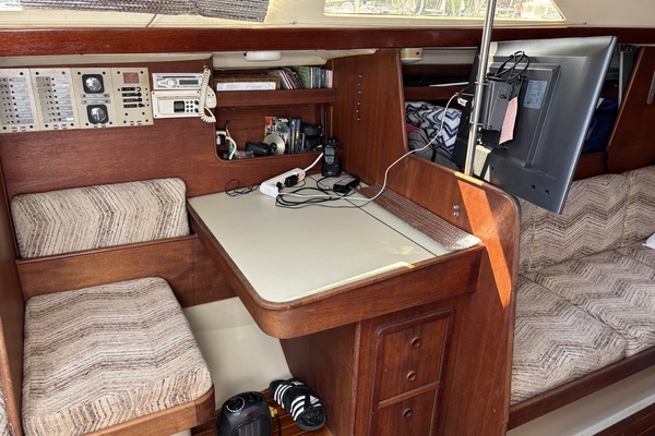 KA IO 40ft C amp C Yacht For Sale