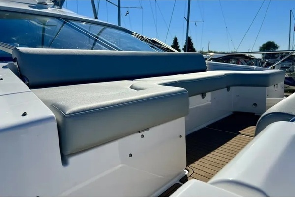 2024 Azimut 60