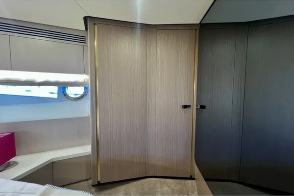 2024 Azimut 60