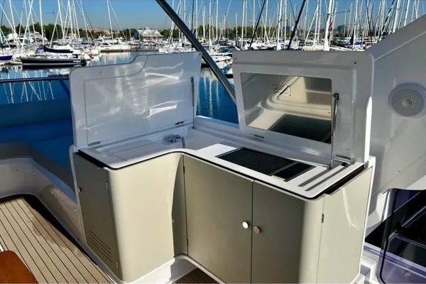 2024 Azimut 60