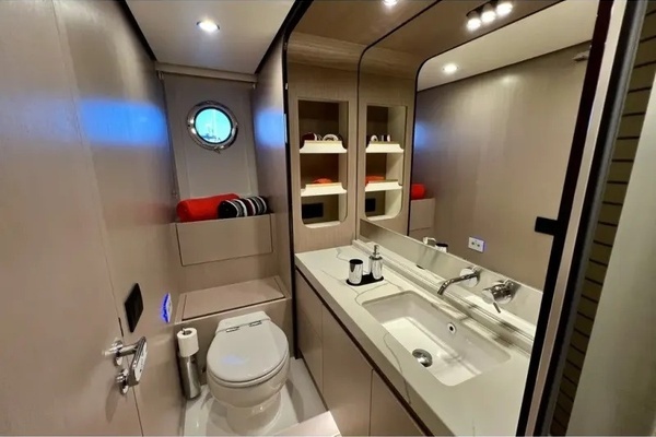 2024 Azimut 60
