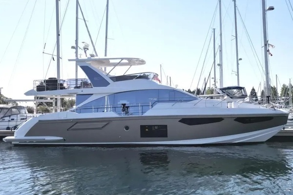 60-ft-Azimut-2024-FLY 60-2024 Azimut FLY 60-St. Catharines Ontario Canada yacht for sale